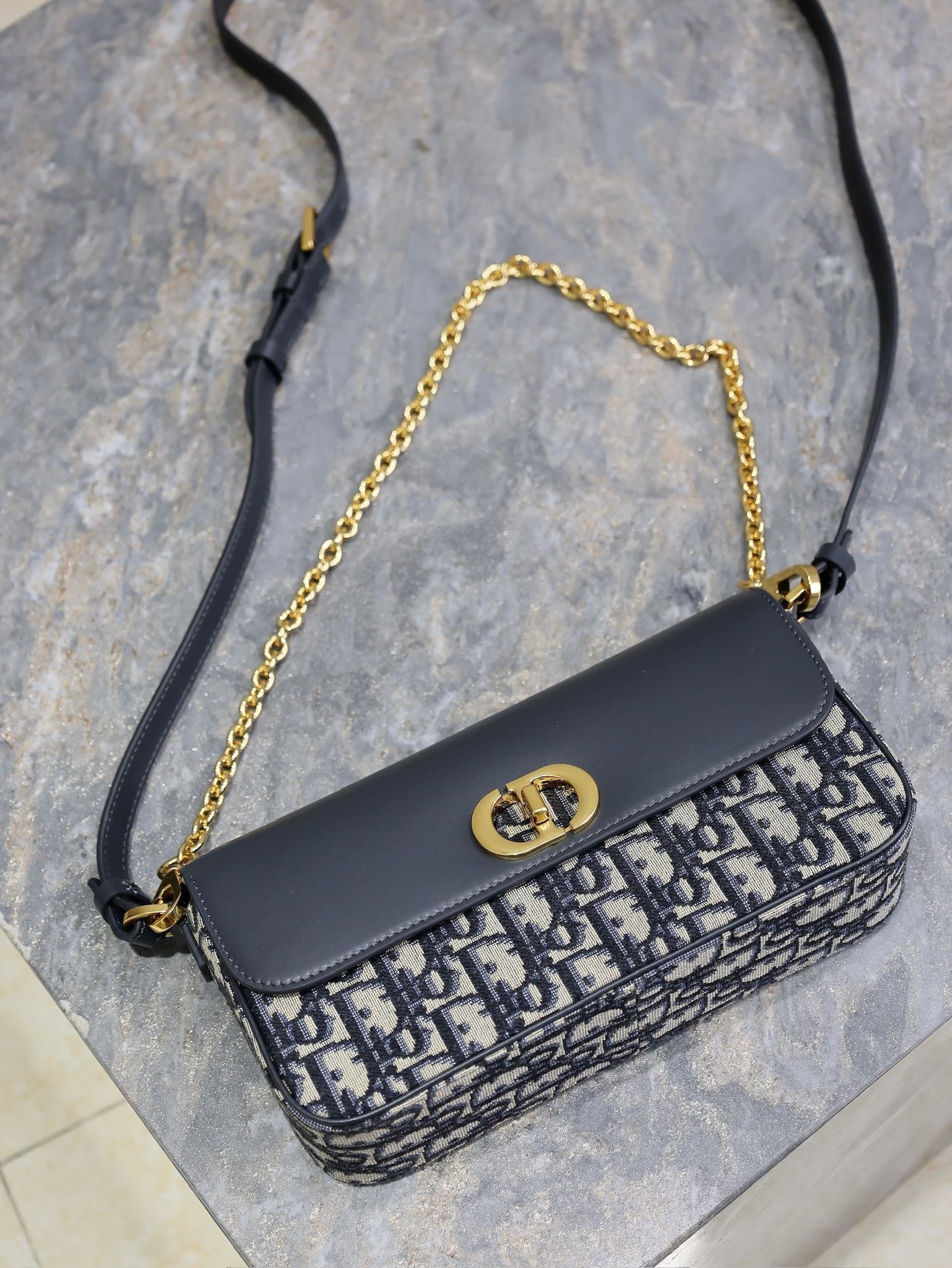 DIOR Shoulder bag 23509
