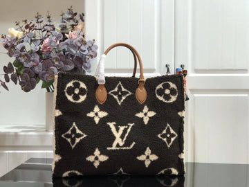 LV ONTHEGO BAG M5542114