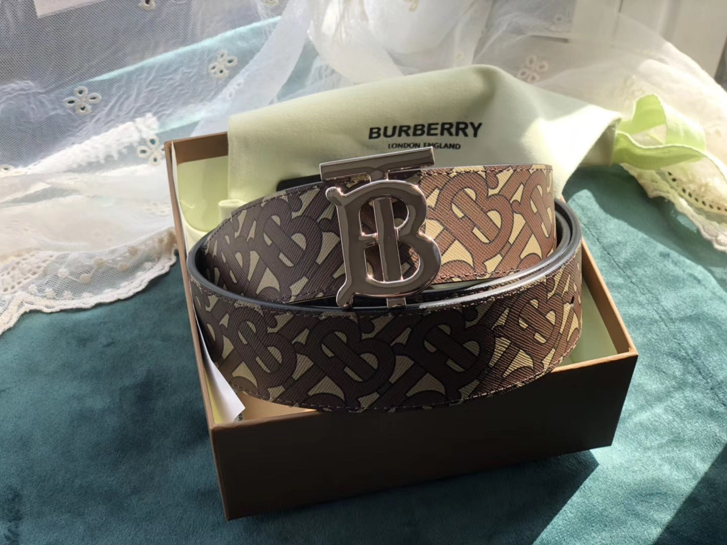 BURBERRY Belt 191216K14