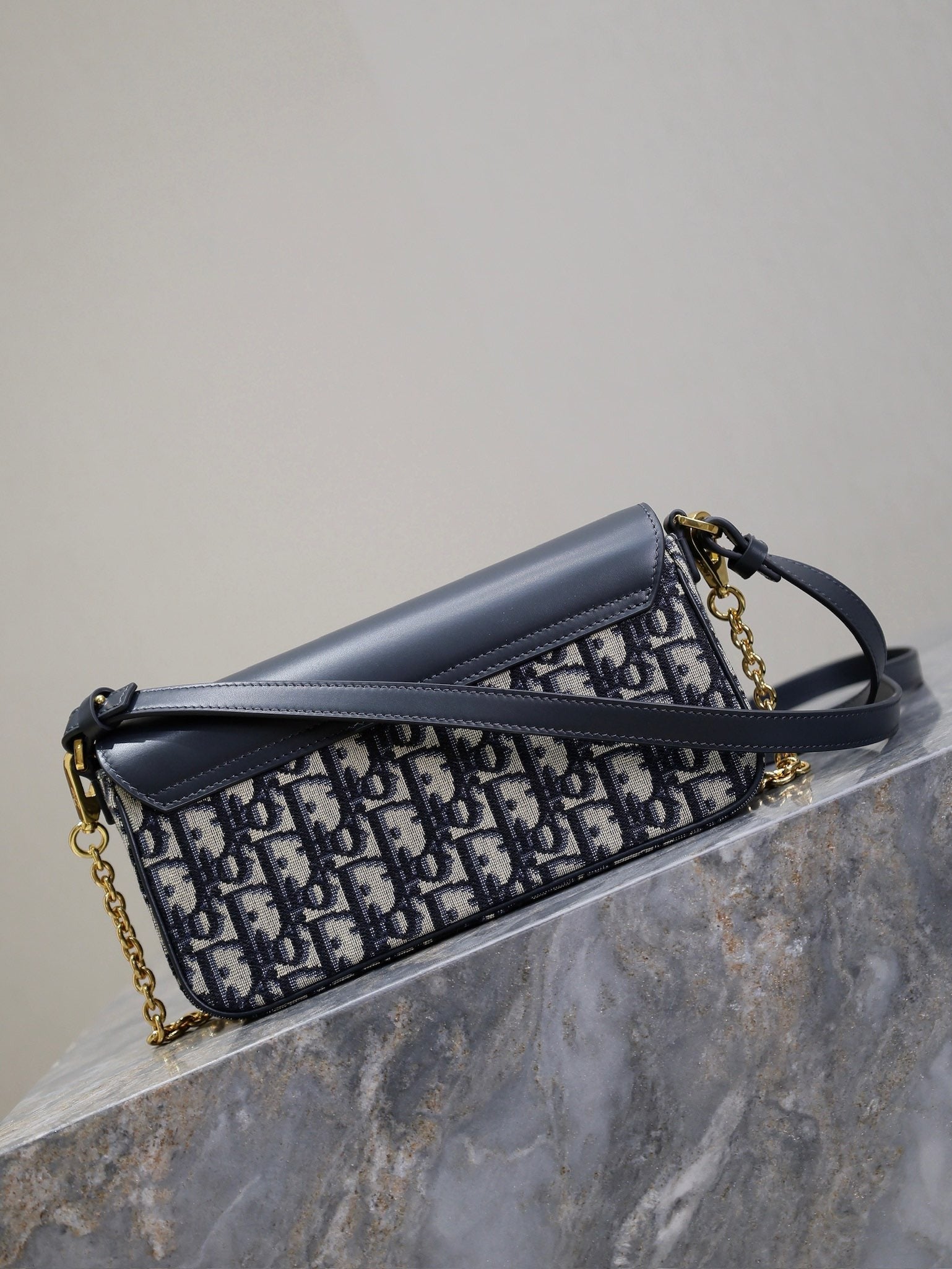 DIOR Shoulder bag 23509