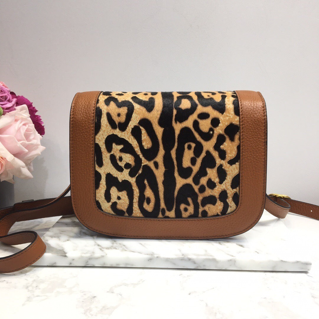 VALENTINO Shoulder bag 200325E14