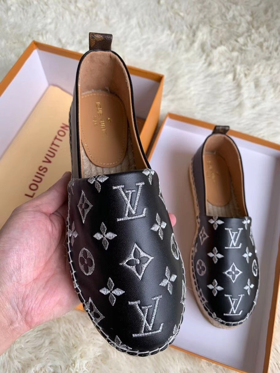 LV Shoes 120803V15