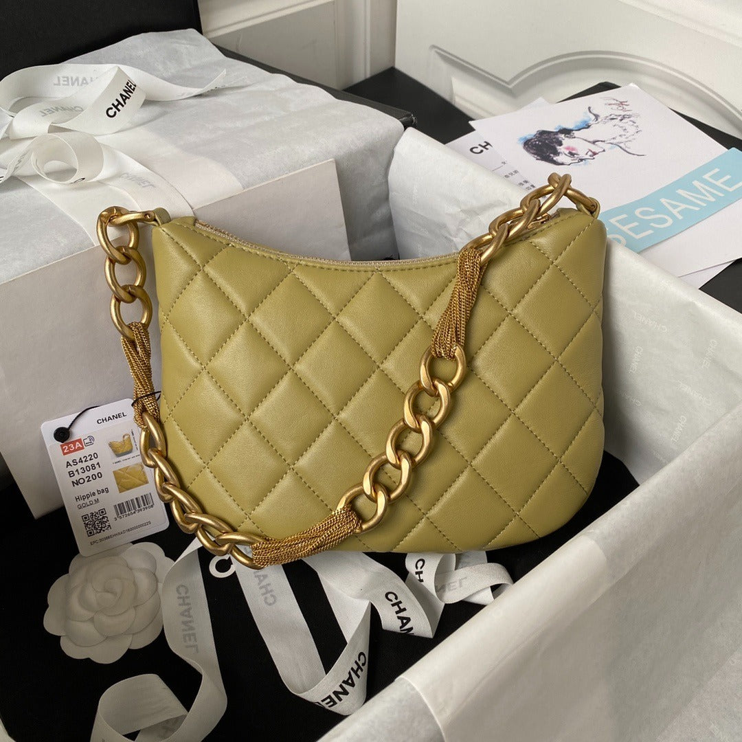 CHANEL Should bag AS422017