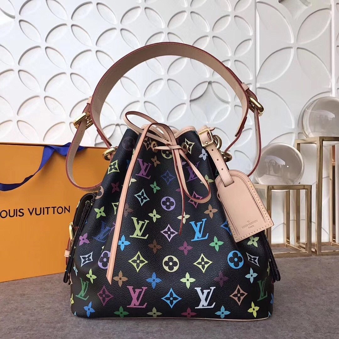 LV Hand bag M4223018